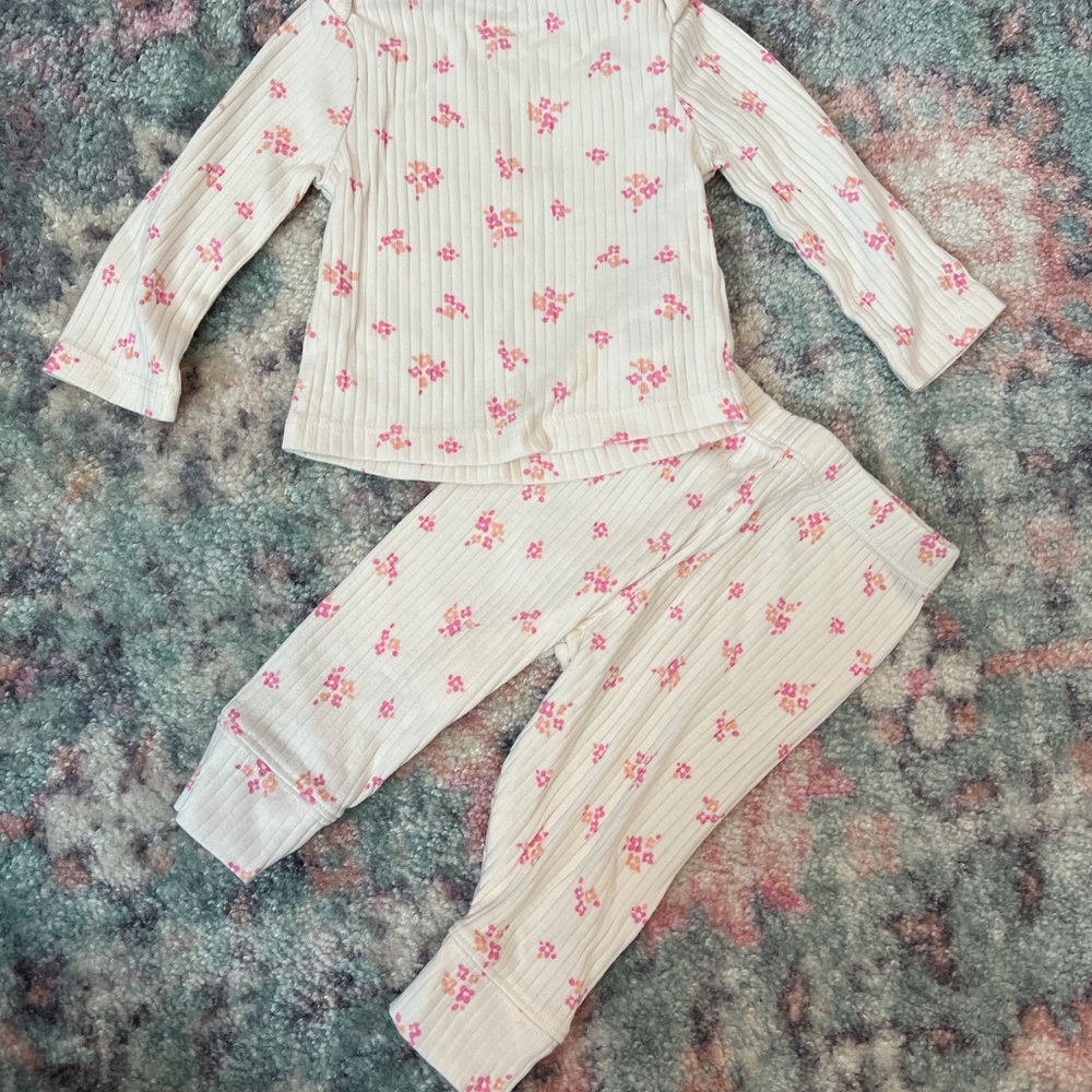 Cloud Island Baby Girls' Basic Wide Ribbed
Top & Bottom Set, 0-3mo